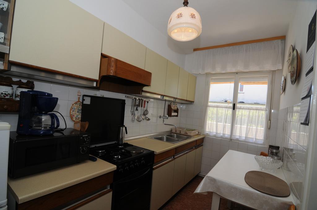 Apartment Duka Krk Town Exterior photo