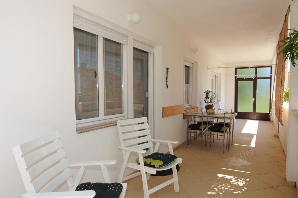 Apartment Duka Krk Town Exterior photo